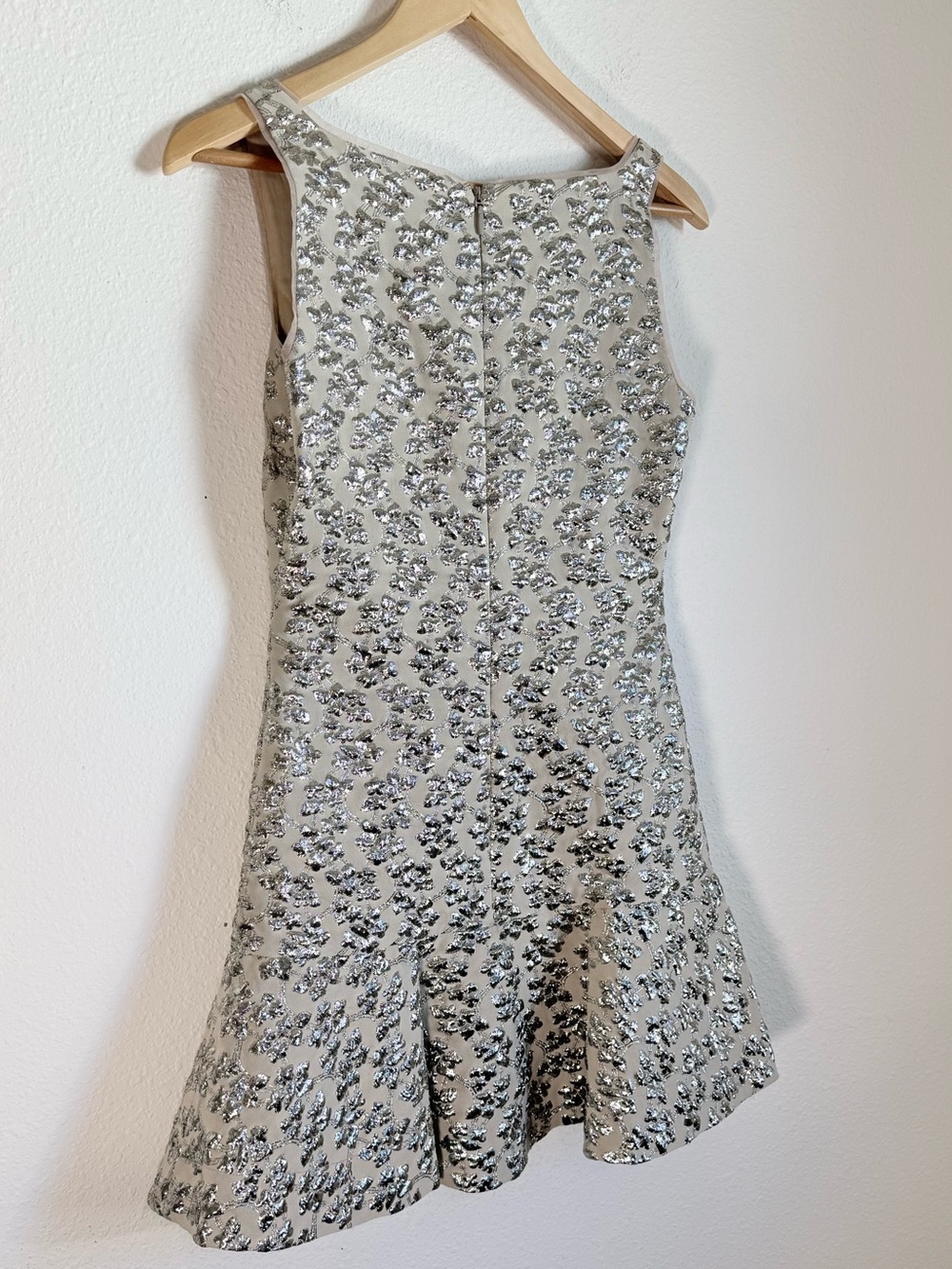 BCBGMAXAZRIA Malaika Mini Dress Gold Glam Party - Picture 4 of 9